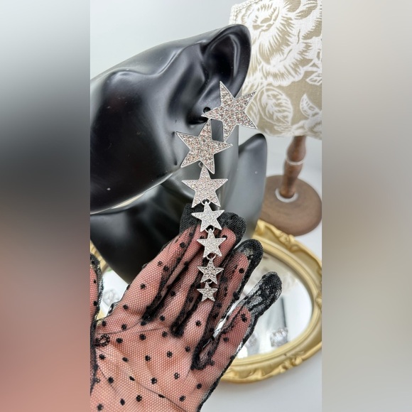 Sparkling Crystal Star Drop Earrings – Dazzling Statement Jewelry - Picture 12 of 15